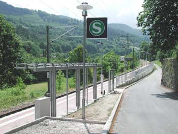 Ortsteil Au mit dem Haltepunkt der Stadtbahn S41, gegenüber dem Festplatz