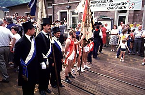 Weisenbacher Vereine beim Bahnhofsfest