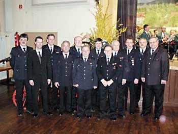 Die geehrten Mitglieder der Freiwilligen Feuerwehr Weisenbach
