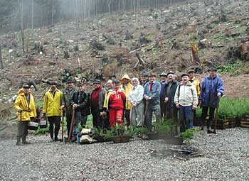 Baumpflanzaktion der Weisenbacher Gesangvereine 