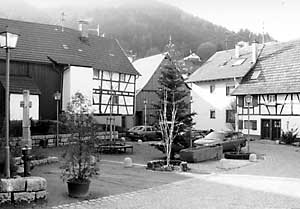 Der Dorfplatz im Ortsteil Au